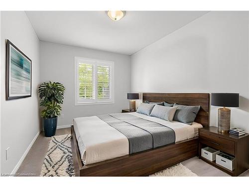 62-50 Pinnacle Drive, Kitchener, ON - Indoor Photo Showing Bedroom