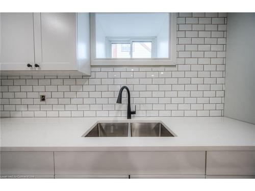 29 Scrimger Avenue, Cambridge, ON - Indoor Photo Showing Kitchen