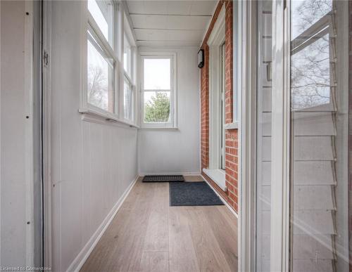 29 Scrimger Avenue, Cambridge, ON - Indoor Photo Showing Other Room