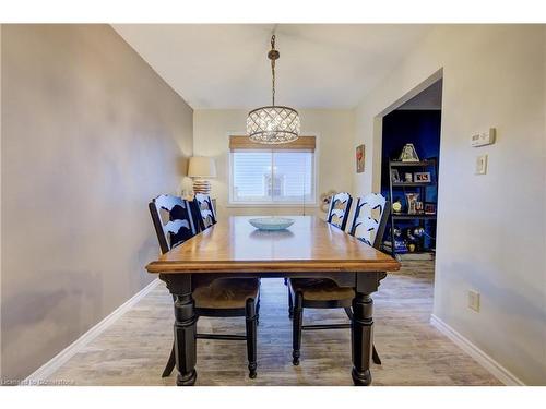 81 Dyer Court, Cambridge, ON - Indoor Photo Showing Dining Room