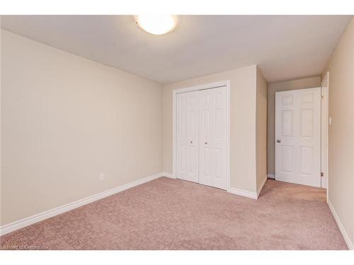 60 Glenburnie Drive, Guelph, ON - Indoor Photo Showing Other Room