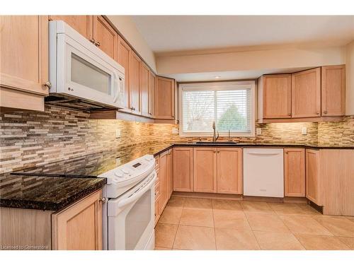 60 Glenburnie Drive, Guelph, ON - Indoor Photo Showing Kitchen