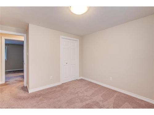 60 Glenburnie Drive, Guelph, ON - Indoor Photo Showing Other Room