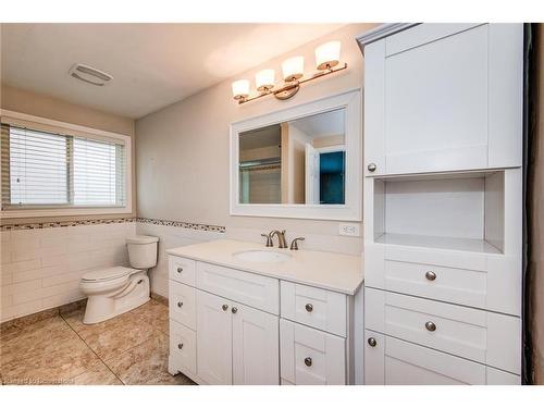 60 Glenburnie Drive, Guelph, ON - Indoor Photo Showing Bathroom