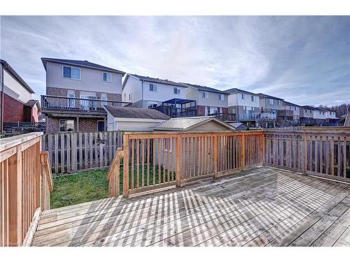 39 Peach Blossom Crescent, Kitchener, ON 