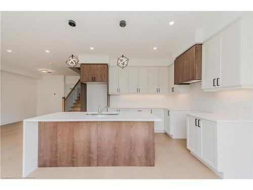 176 Forest Road, Cambridge, ON - Indoor Photo Showing Kitchen