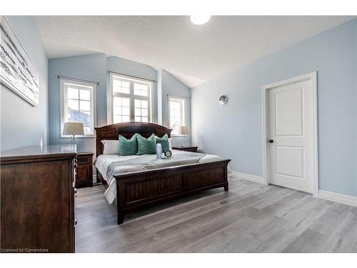 217 Watervale Crescent, Kitchener, ON - Indoor Photo Showing Bedroom