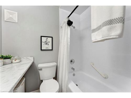 306-6 Shettleston Street, Cambridge, ON - Indoor Photo Showing Bathroom