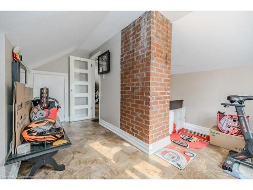 101 Arlington Boulevard, Kitchener, ON - Indoor Photo Showing Other Room