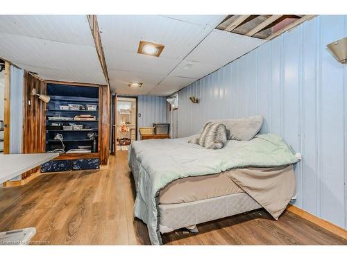 101 Arlington Boulevard, Kitchener, ON - Indoor Photo Showing Bedroom