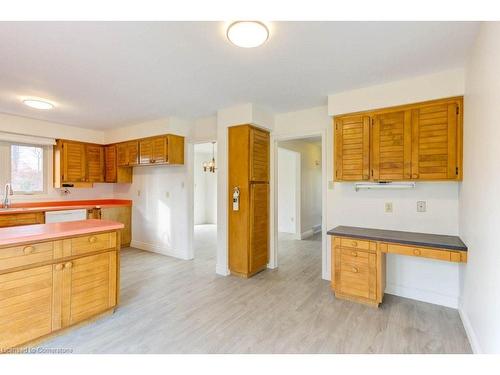 395 Westridge Drive, Waterloo, ON - Indoor Photo Showing Kitchen