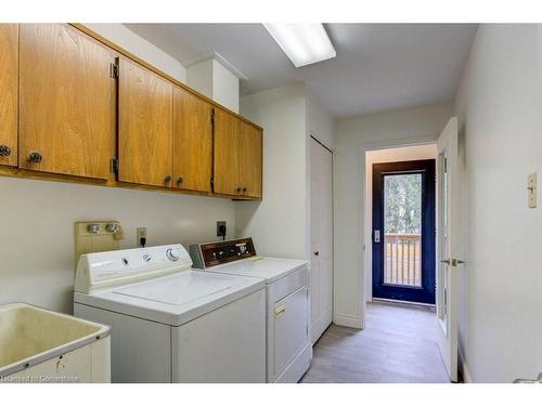 395 Westridge Drive, Waterloo, ON - Indoor Photo Showing Laundry Room