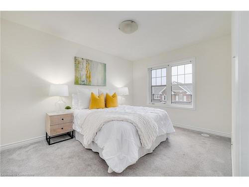 26-143 Ridge Road, Cambridge, ON - Indoor Photo Showing Bedroom