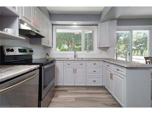 A-115 Uplands Drive, Kitchener, ON - Indoor Photo Showing Kitchen