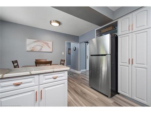 A-115 Uplands Drive, Kitchener, ON - Indoor Photo Showing Kitchen