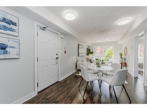 5C-185 Windale Crescent, Kitchener, ON - Indoor Photo Showing Dining Room