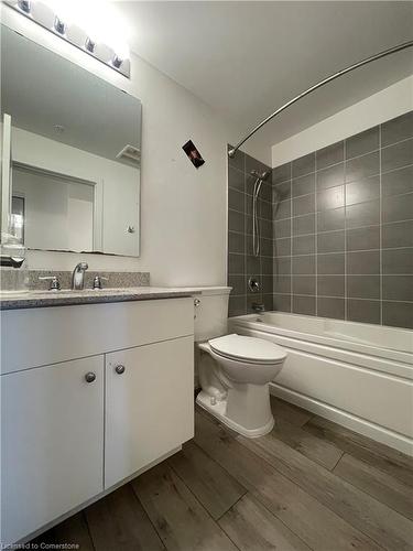 314-255 Northfield Drive E, Waterloo, ON - Indoor Photo Showing Bathroom