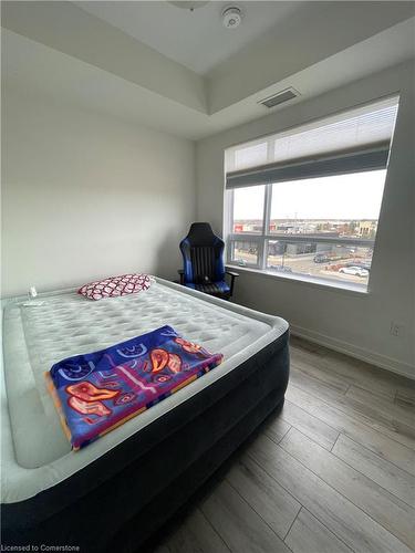 314-255 Northfield Drive E, Waterloo, ON - Indoor Photo Showing Bedroom