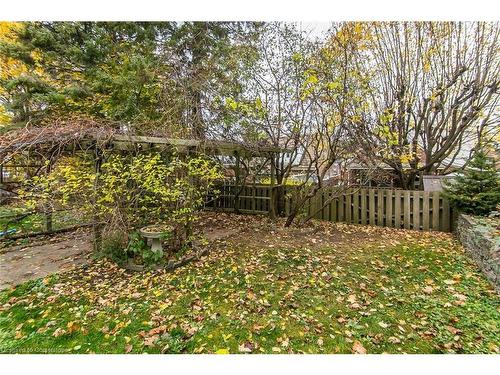 80 Highland Road W, Kitchener, ON - Outdoor