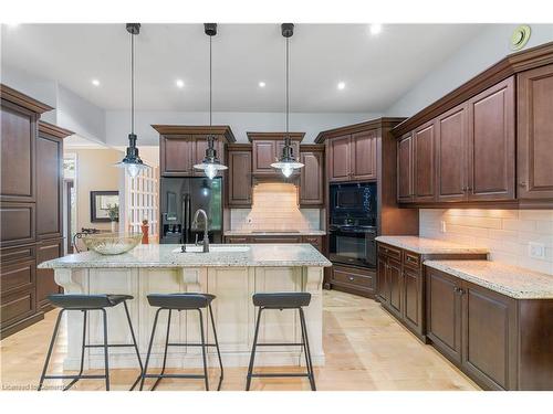 5 Kraftwood Place, Waterloo, ON - Indoor Photo Showing Kitchen With Upgraded Kitchen