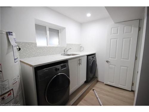 B-230 Hazelglen Drive, Kitchener, ON - Indoor Photo Showing Laundry Room