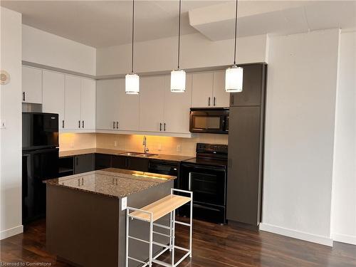 305-191 King Street S, Waterloo, ON - Indoor Photo Showing Kitchen