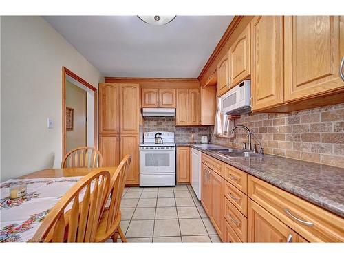 211 Lorne Avenue, Kitchener, ON - Indoor Photo Showing Kitchen With Double Sink