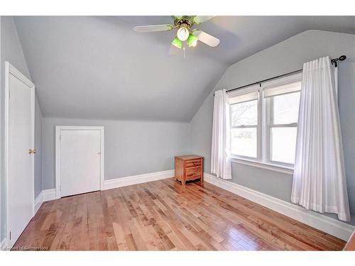 211 Lorne Avenue, Kitchener, ON - Indoor Photo Showing Other Room