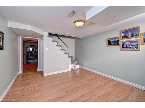 211 Lorne Avenue, Kitchener, ON - Indoor Photo Showing Other Room