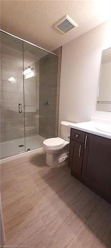 D61-142 Foamflower Place, Waterloo, ON - Indoor Photo Showing Bathroom