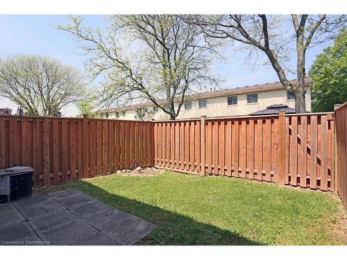 41-150 Gateshead Crescent, Stoney Creek, ON - Outdoor