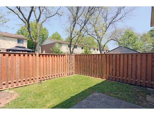 41-150 Gateshead Crescent, Stoney Creek, ON - Outdoor