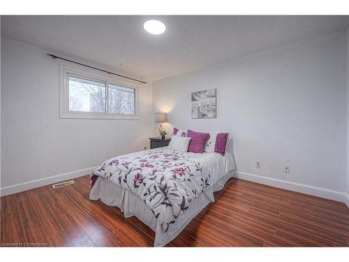 63 Balfour Crescent, Kitchener, ON - Indoor Photo Showing Bedroom