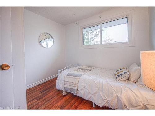 63 Balfour Crescent, Kitchener, ON - Indoor Photo Showing Bedroom