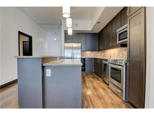 410-191 King Street, Waterloo, ON - Indoor Photo Showing Kitchen With Upgraded Kitchen