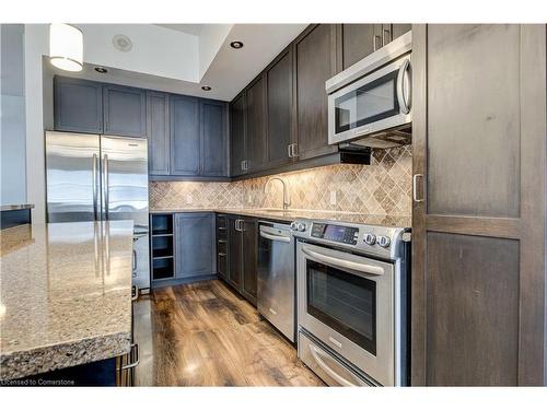 410-191 King Street, Waterloo, ON - Indoor Photo Showing Kitchen With Upgraded Kitchen