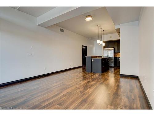 410-191 King Street, Waterloo, ON - Indoor Photo Showing Kitchen