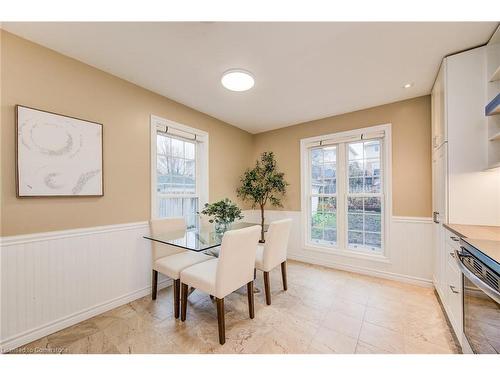 112 Wake Robin Drive, Kitchener, ON - Indoor Photo Showing Dining Room