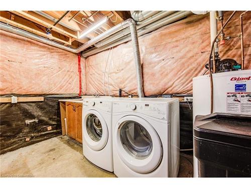 112 Wake Robin Drive, Kitchener, ON - Indoor Photo Showing Laundry Room