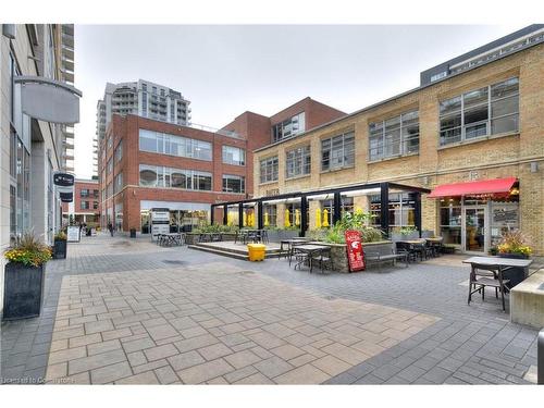 709-191 King Street S, Waterloo, ON - Outdoor