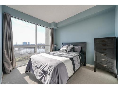 307-150 Water Street N, Cambridge, ON - Indoor Photo Showing Bedroom