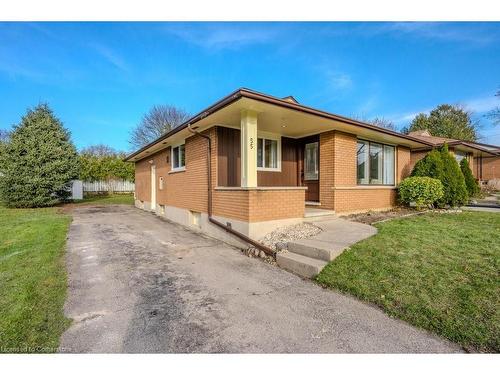 55 Hickson Drive, Kitchener, ON - Outdoor