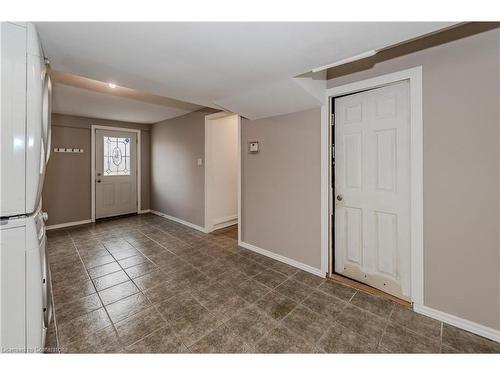 894 Strasburg Road, Kitchener, ON - Indoor Photo Showing Other Room