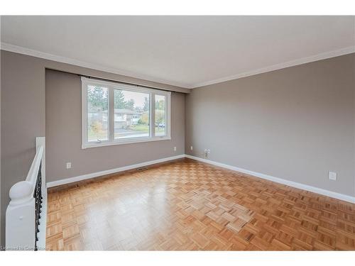 894 Strasburg Road, Kitchener, ON - Indoor Photo Showing Other Room