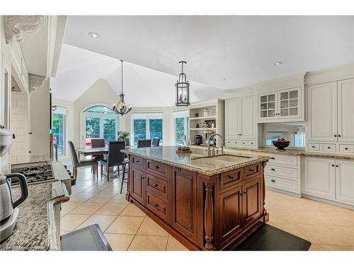 3 Springview Court, East Garafraxa, ON - Indoor Photo Showing Kitchen