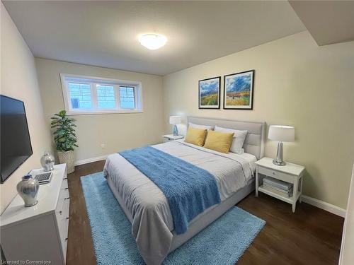 B9-24 Morrison Road, Kitchener, ON - Indoor Photo Showing Bedroom