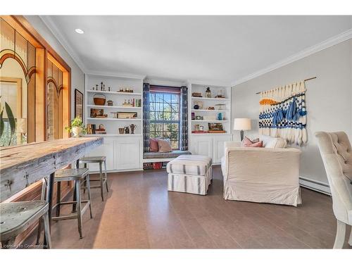 37213 Hills Road, Ashfield-Colborne-Wawanosh, ON - Indoor Photo Showing Living Room