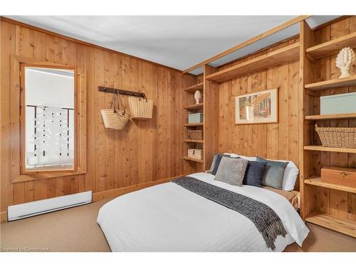 37213 Hills Road, Ashfield-Colborne-Wawanosh, ON - Indoor Photo Showing Bedroom