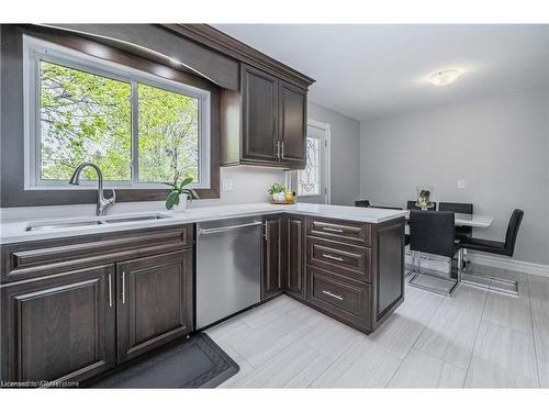 Upper Unit-171 Kinzie Avenue, Kitchener, ON - Indoor Photo Showing Kitchen With Double Sink