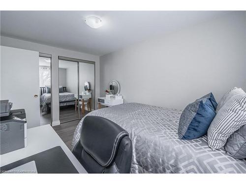 Upper Unit-171 Kinzie Avenue, Kitchener, ON - Indoor Photo Showing Bedroom